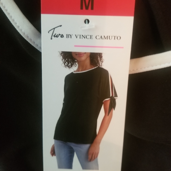 NEW Vince Camuto Black top with white trim and split sleeves - M - Picture 5 of 6